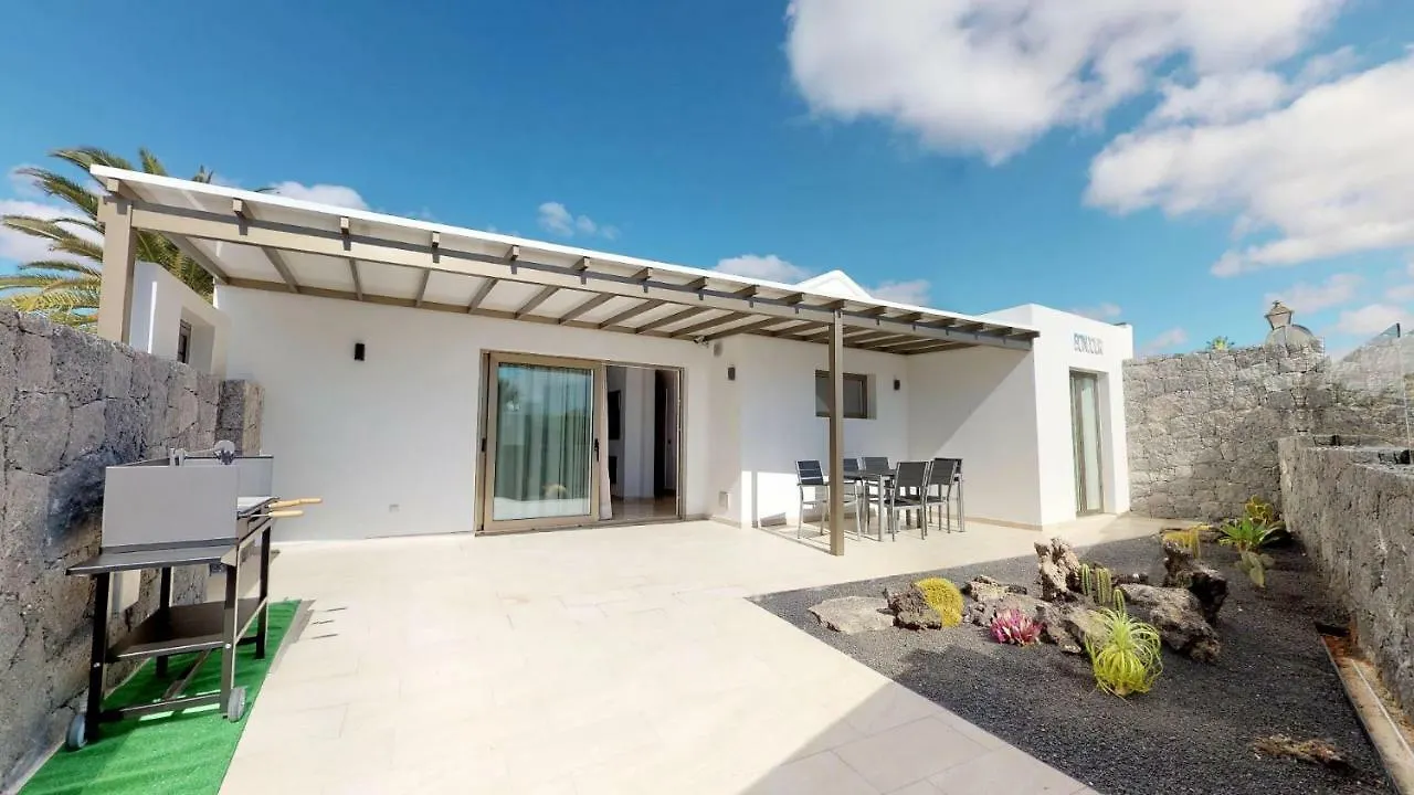 Villa Bonjour Puerto del Carmen  Spain